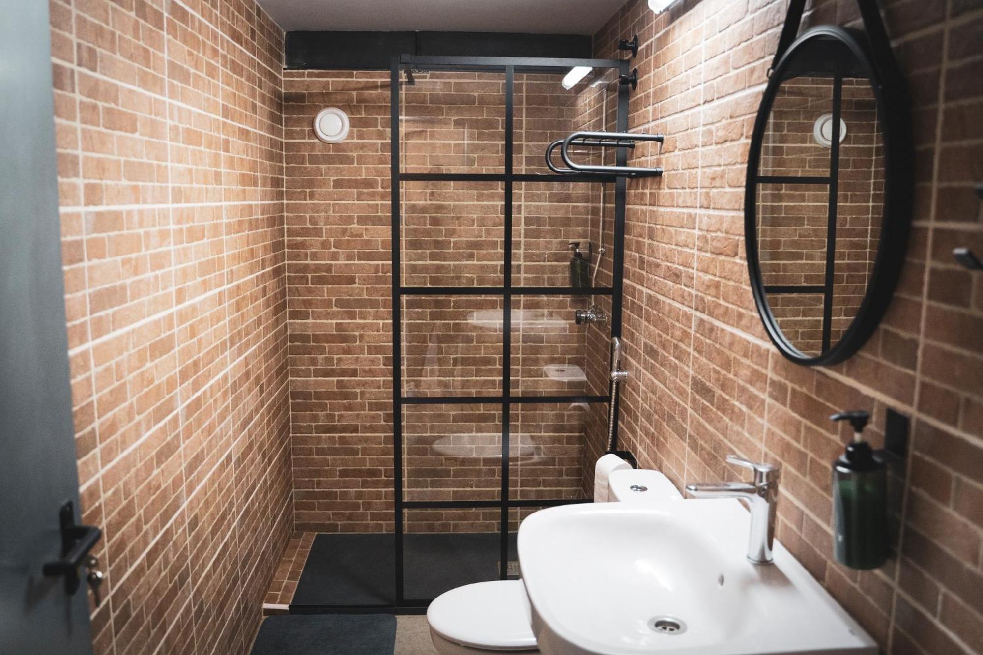 Gallery Hostel Madrid Residencia Экстерьер фото