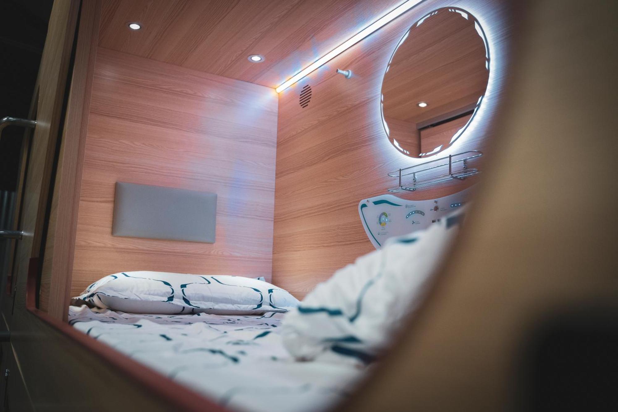 Gallery Hostel Madrid Residencia Экстерьер фото