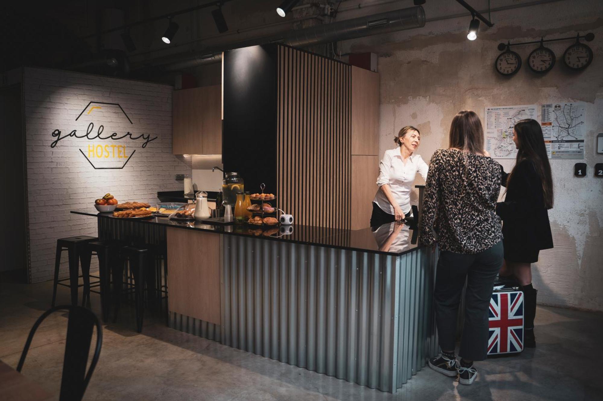 Gallery Hostel Madrid Residencia Экстерьер фото